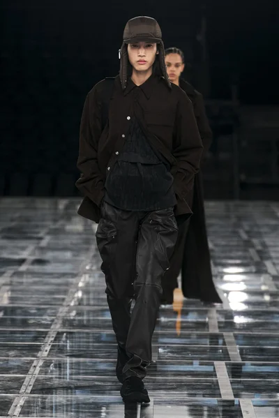 Look 27